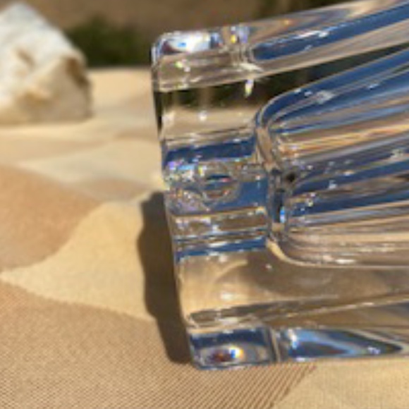 STUNNING SPIRAL VASE - Picture 7 of 9